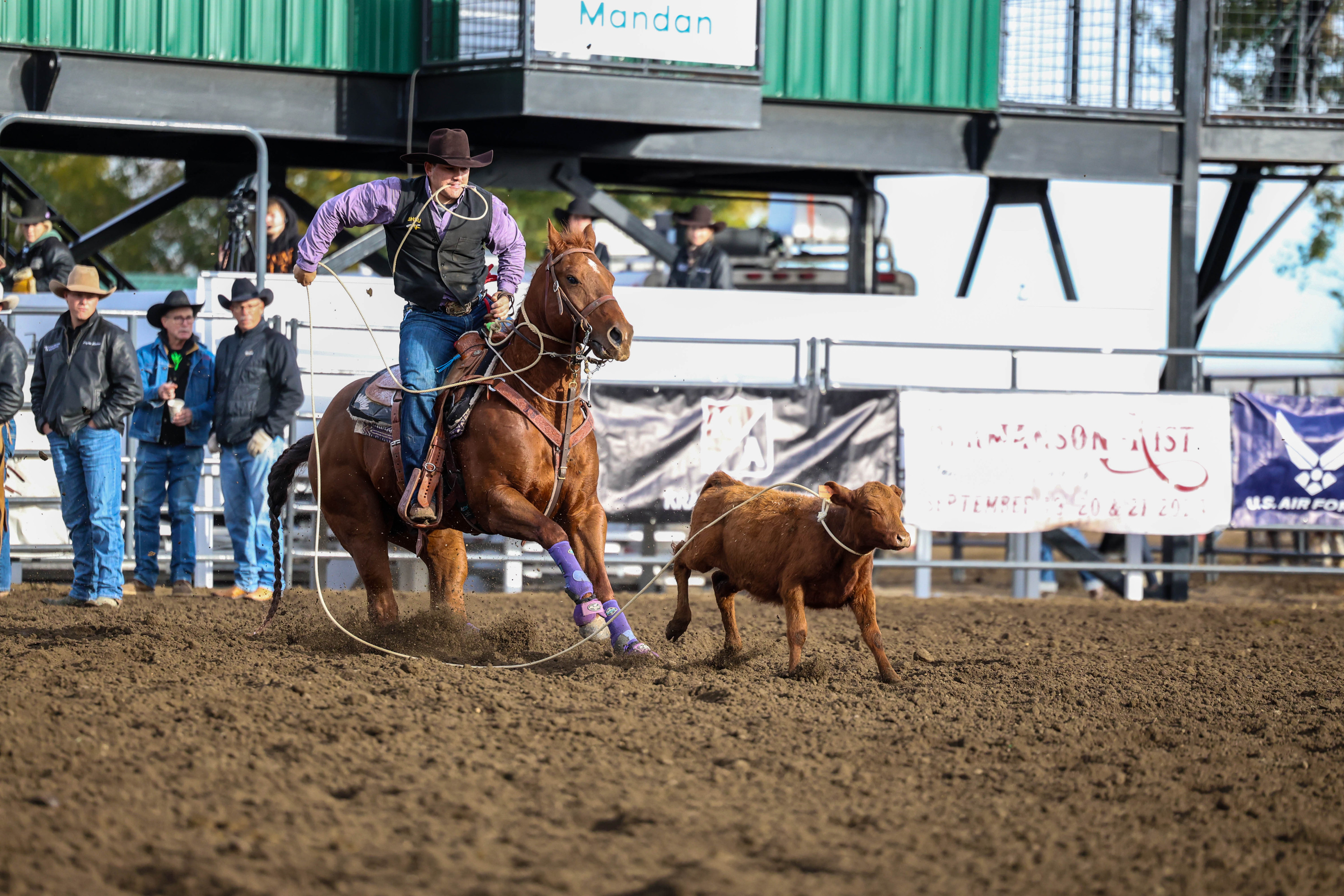 Yellow Jacket Men’s and Women’s Rodeo Place Sixth in Cyclone Stampede