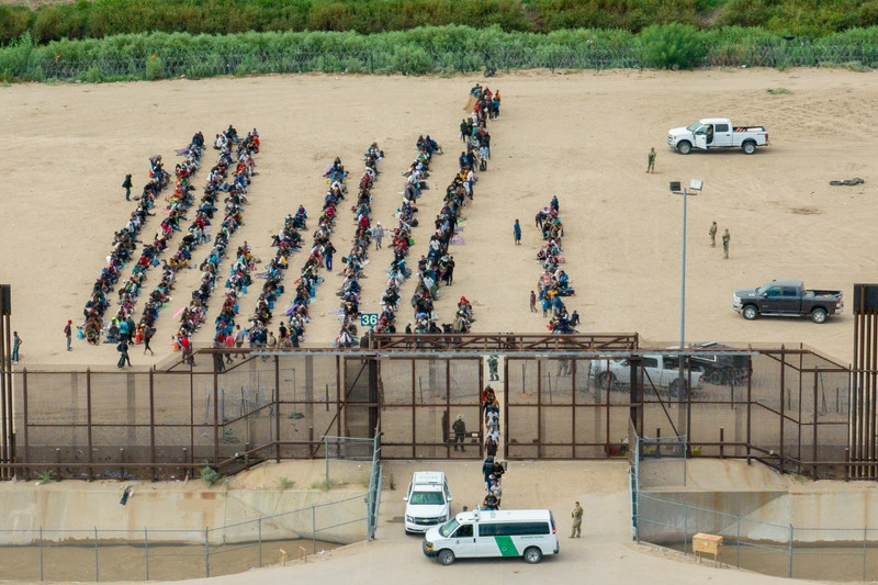 Appeals panel strikes down Trump’s ban on asylum seekers at southern border