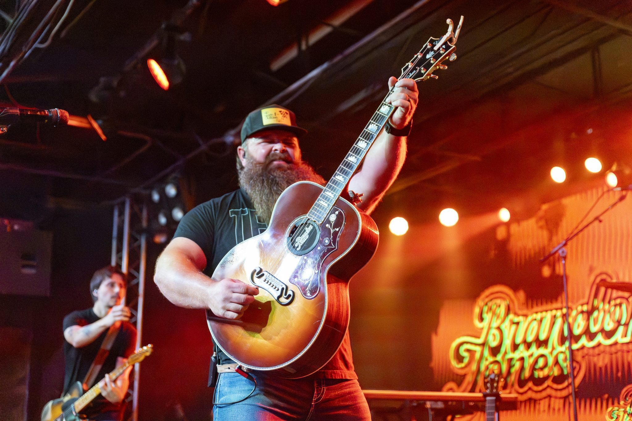 Brandon Jones to Ring in the New Year at the Hotel Alex Johnson