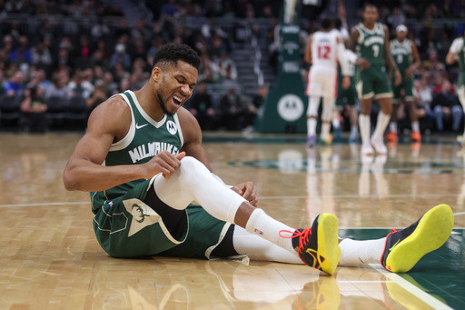Bucks coach Doc Rivers says he anticipates Giannis Antetokounmpo missing about 4 weeks