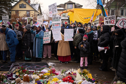 Minnesota Democrats are demanding a broader investigation into Renee Good’s shooting