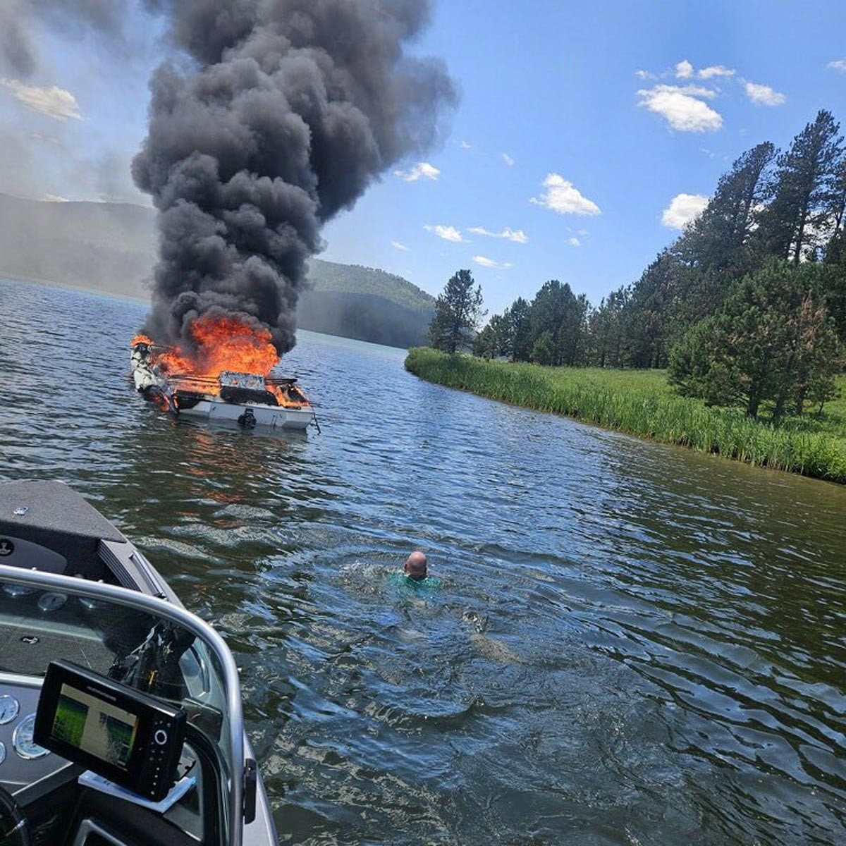 Boat Explosion on Sheridan Lake