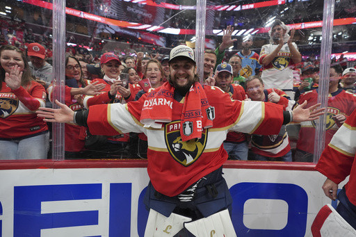 Sergei Bobrovsky’s brilliance leads Florida Panthers to second straight Stanley Cup title