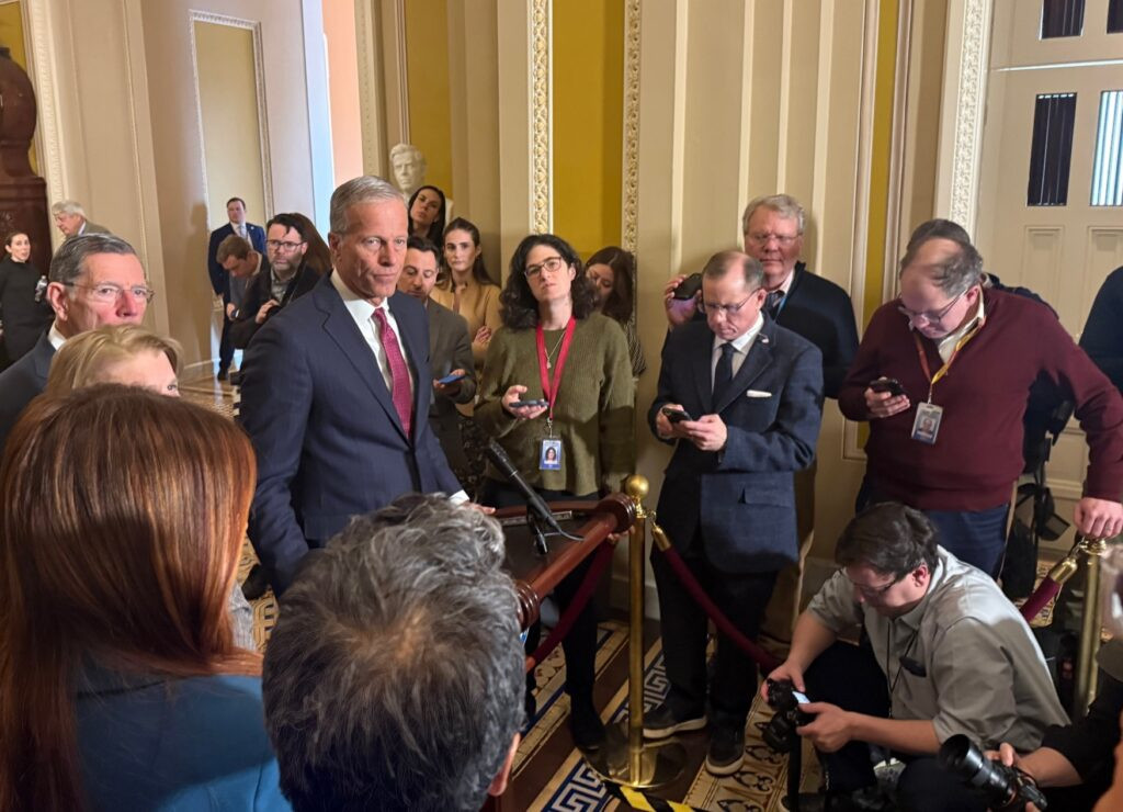 ‘Sense of urgency’ about airport lines as US Senate considers new offer on DHS funding