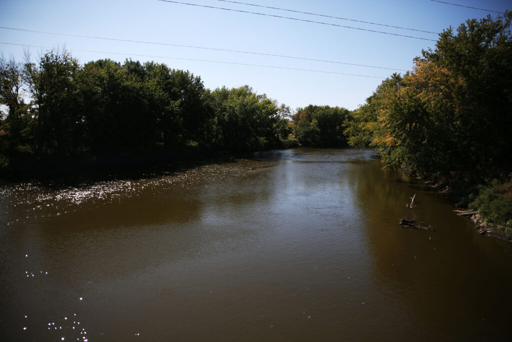 Praise for simplicity, concern about brevity greet new format for South Dakota water quality report