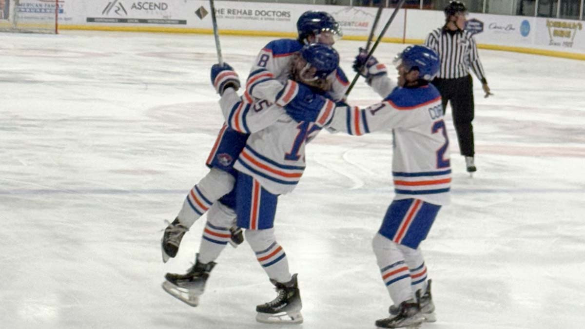 Sabres Kick Off Season With a Win