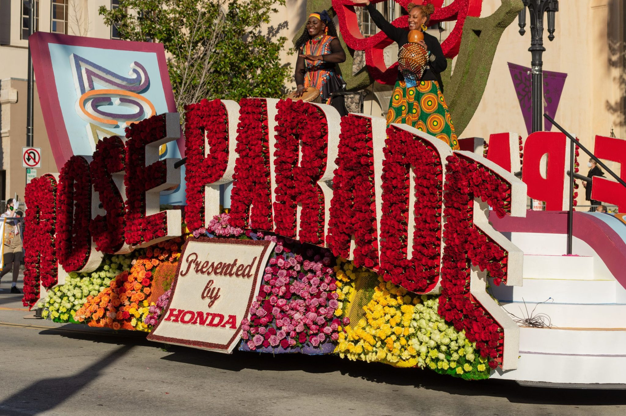 The Mount Rushmore State Rolling Into The Rose Parade