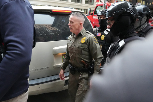 Border Patrol’s Bovino due in court for first check-in on Chicago immigration crackdown
