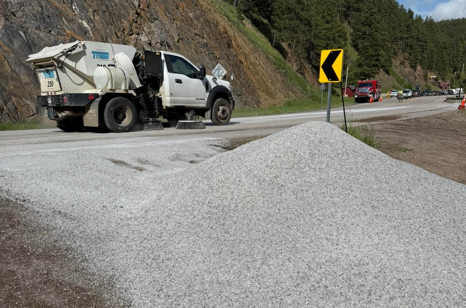 Salt spill slows traffic near Broken Boot Mine Friday