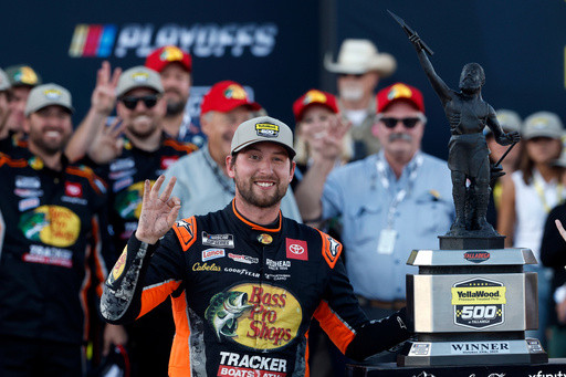 Chase Briscoe moves from Tony Stewart to Joe Gibbs and earns a shot at NASCAR title