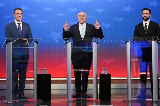 Mamdani and Cuomo face off as New York City chooses new mayor, while Sliwa hopes for an upset