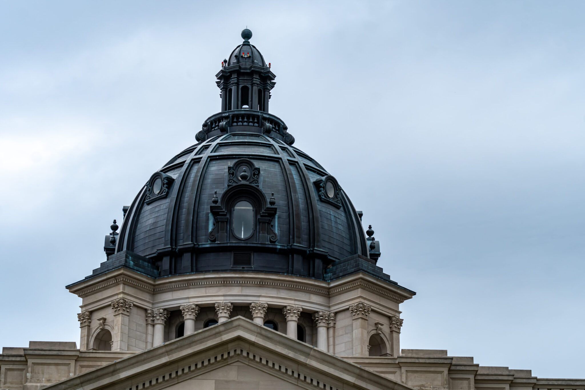 House Passes Bill to Allow Concealed Weapons on College Campuses