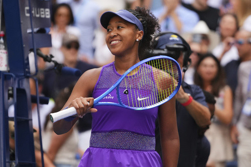 Naomi Osaka defeats Coco Gauff at the US Open to reach her first major quarterfinal since 2021