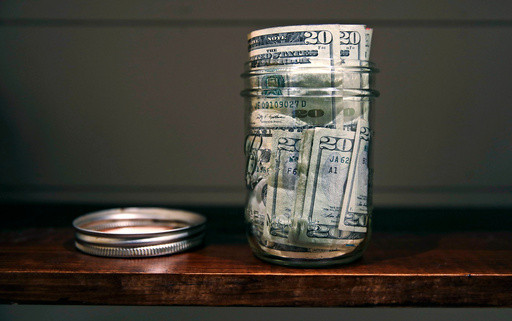 Find inspiration for achieving your financial resolutions and money goals in 2026