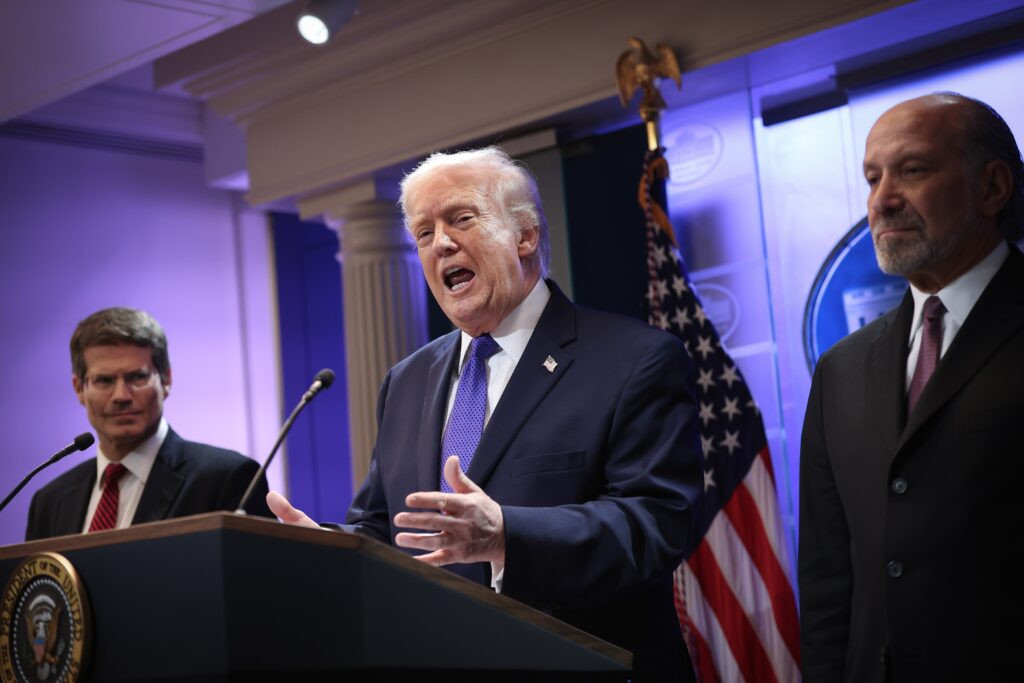 US Senate Democrats demand Trump administration refund tariff payments to businesses