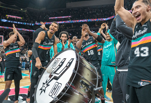 Spurs celebrate big win over Thunder, but matchup with reigning champs not a rivalry yet