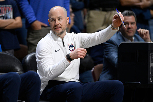 March Madness: UConn assistant Luke Murray juggles Final Four run and new job at Boston College