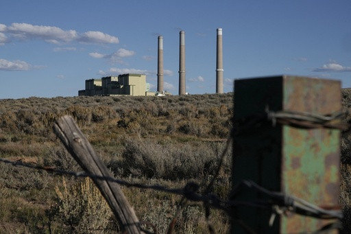 Trump administration orders a Colorado coal-fired power generator to stay open