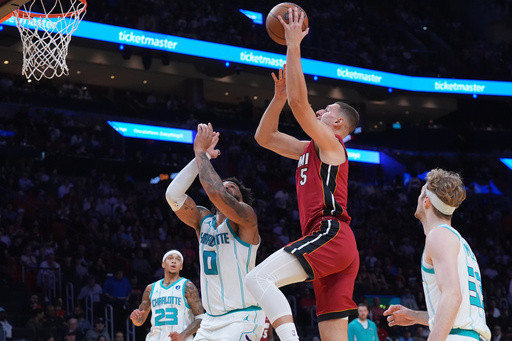 Miami Heat set franchise record with 53-point first quarter against Charlotte Hornets