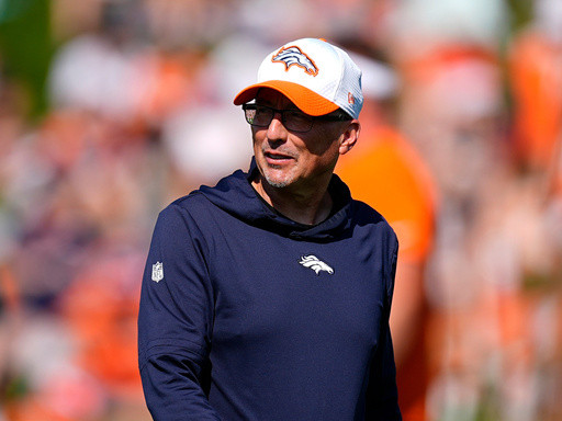 Joe Brady turns to former colleague, agreeing to hire Pete Carmichael as Bills offensive coordinator
