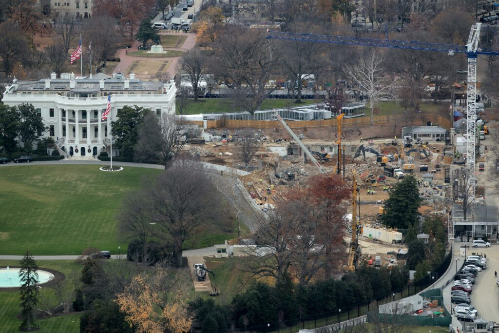US Supreme Court allows $400M Trump ballroom project to proceed