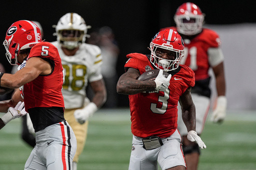 No. 4 Georgia holds off No. 23 Georgia Tech 16-9 for 8th straight win in series