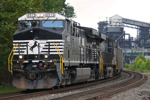 Union Pacific profit climbed 5% as it builds the case for its acquisition of rival Norfolk Southern