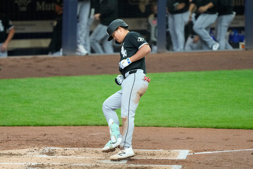 White Sox’s Murakami joins Guardians’ DeLauter in exclusive club with HRs in first 3 MLB games