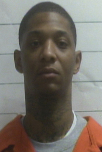 Convicted murderer Derrick Groves eludes law enforcement as last New Orleans jail escapee on the run