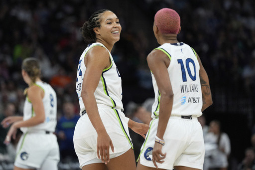 Lynx getting along just fine while Collier recovers, with Carrington making seamless arrival