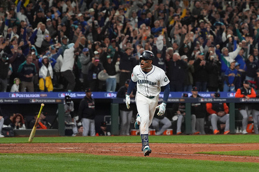 Polanco hits winning single in the 15th inning as the Mariners beat the Tigers to advance to ALCS