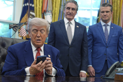 Trump threatens 50% tariffs on EU and 25% penalties on smart phones as his trade war intensifies