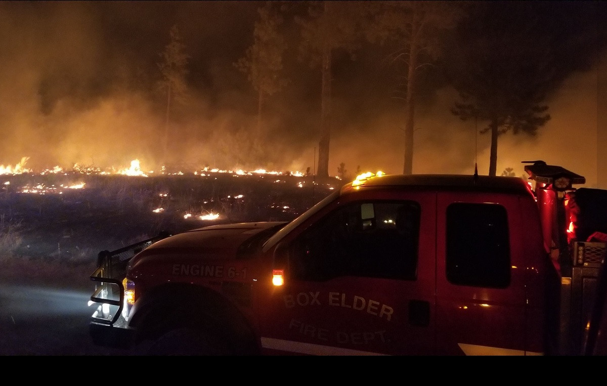 Gusty winds fueling pair of wildfires Thursday
