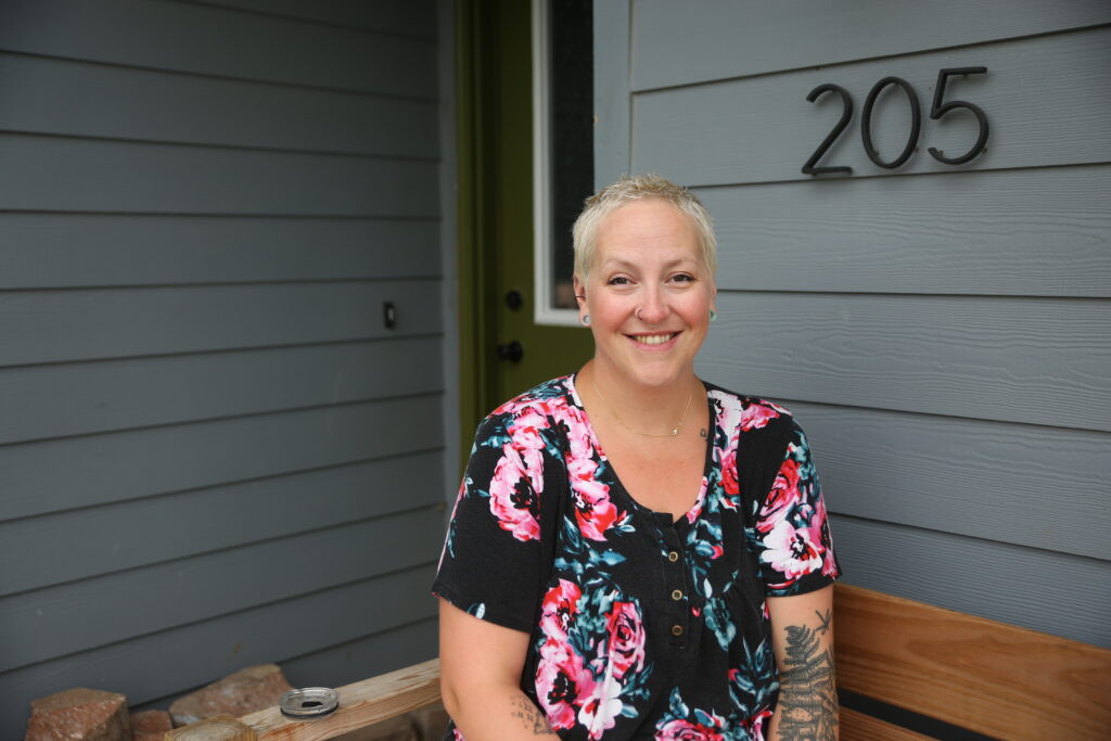 Former federal worker struggles to find a job, support her family in workforce reduction aftermath