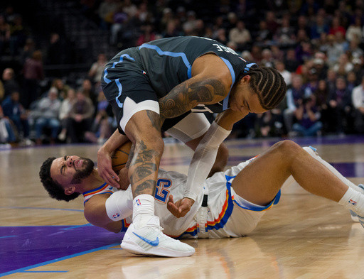 Thunder improve to 23-1 with 15th straight victory, routing Jazz 131-101