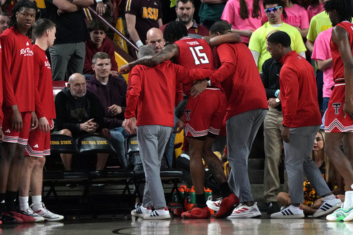 Texas Tech star JT Toppin injures lower right leg in loss to Arizona State
