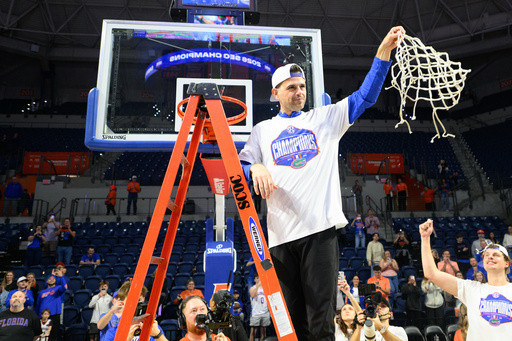 No. 7 Florida celebrates SEC title and sets sights on a top seed in the NCAA Tournament