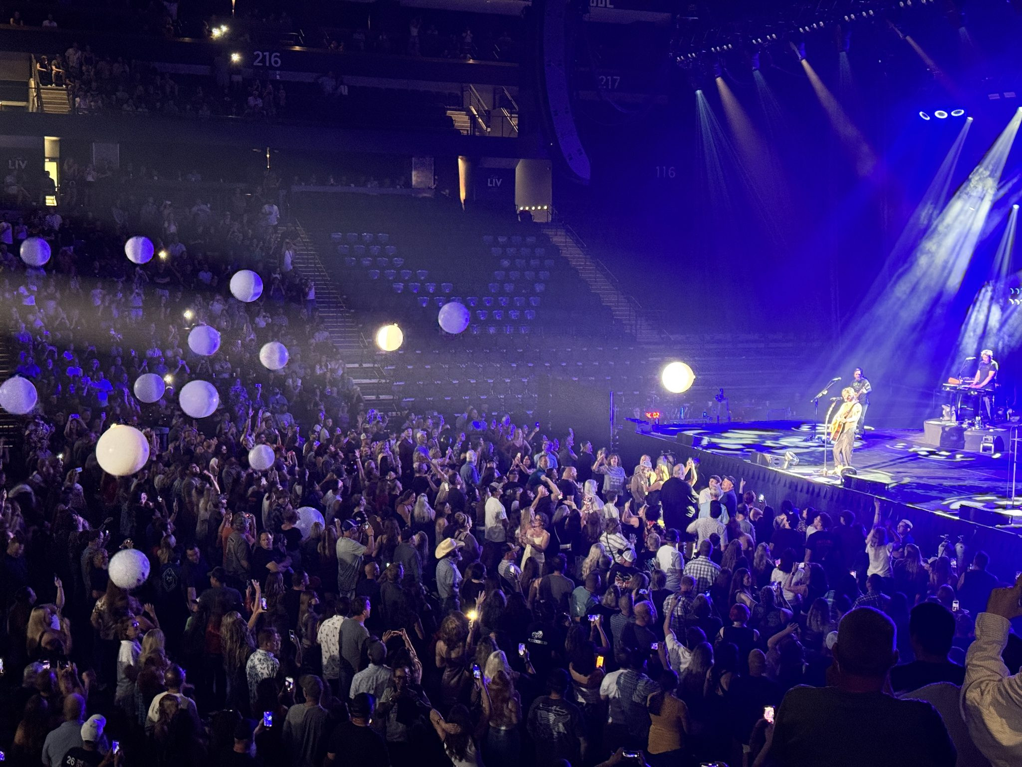 Two Bands, Two Decades, One Room: Neon Trees and Goo Goo Dolls at the Monument