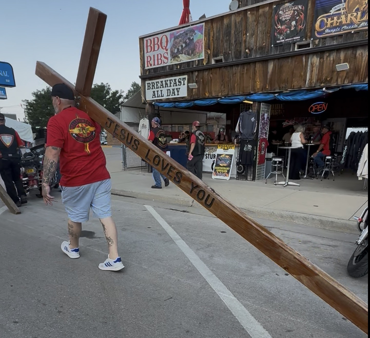 Hell Fighters Carry Three Crosses Through Sturgis Rally to Share Message of Faith