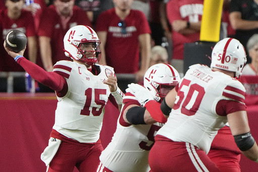 Nebraska holds off Cincinnati with late interception for 20-17 win at Arrowhead Stadium