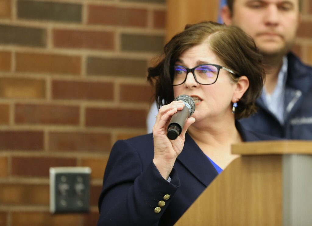 Former USDA appointee announces Democratic bid for Congress