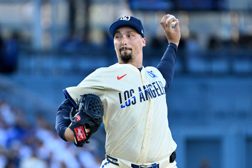 Dodgers regain NL West lead from Padres as Snell shuts down his former team in 6-0 win