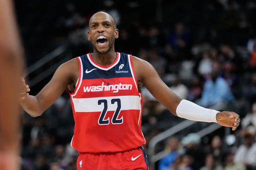 Wizards’ Khris Middleton opens season in Milwaukee for 1st time since being traded by Bucks
