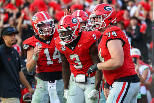 Stockton throws 4 TD passes as No. 9 Georgia rallies in 4th quarter to beat No. 5 Ole Miss 43-35