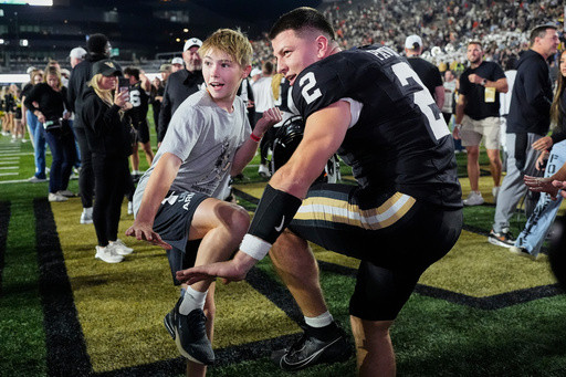 Diego Pavia throws TD pass in OT and No. 15 Vanderbilt holds off Auburn 45-38