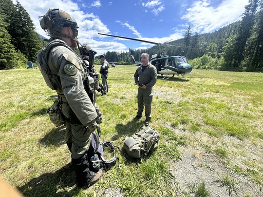 Hunt for Travis Decker looks at whether he left Washington mountains — or died evading police
