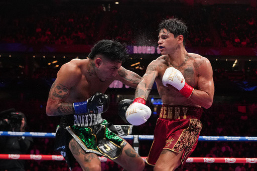Ryan Garcia beats Mario Barrios by unanimous decision to win the WBC welterweight title