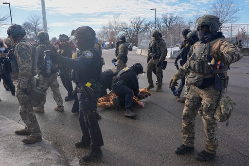 Justice Department prosecutors resign amid turmoil over Minnesota ICE shooting investigation