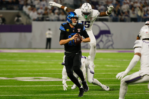 Vikings eliminate Lions with defense-dominating 23-10 victory, racking up 6 turnovers and 5 sacks