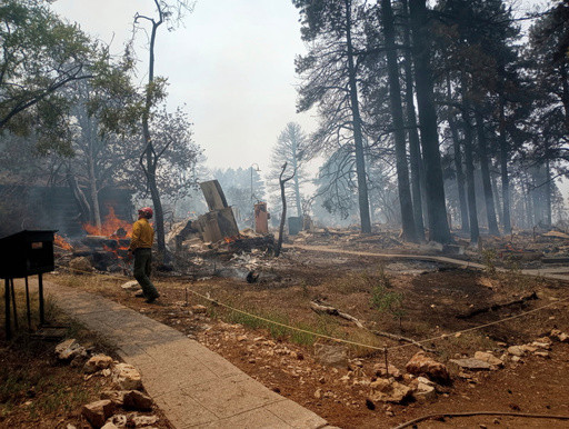 Wildfire destroys a historic Grand Canyon lodge and other structures
